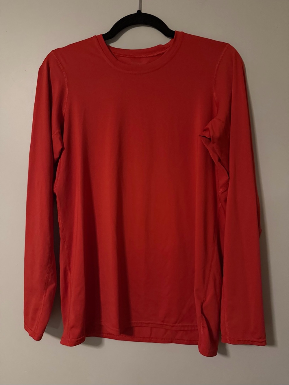 Patagonia Red Long Sleeve Crew Shirt Daily Capilene Baselayer